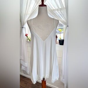 LACE CAMI BY POL 
Size: Medium